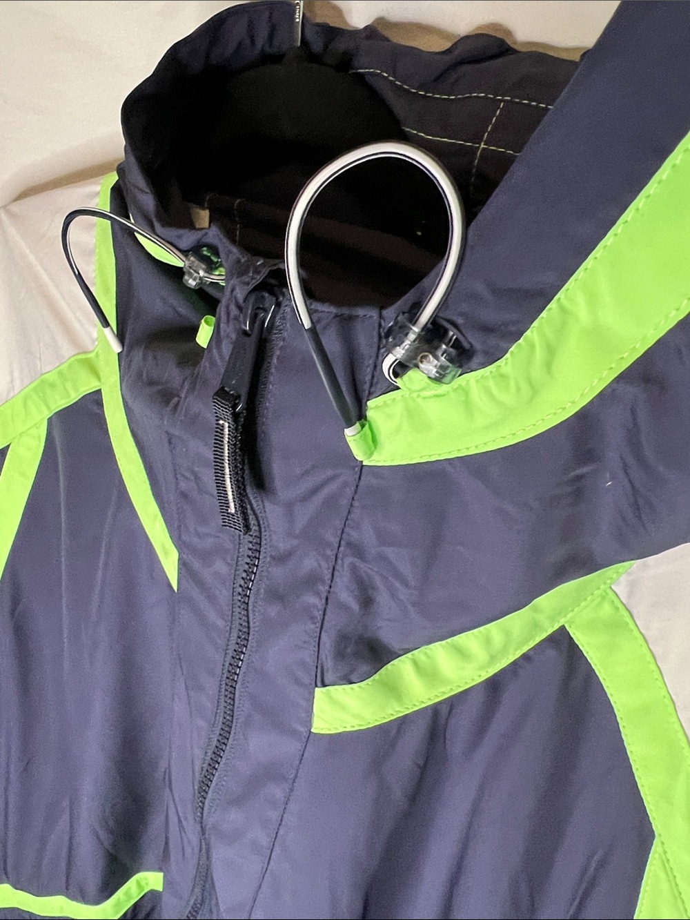 FP Movement Cares By The Wind block Logo in Navy and Lime Green Jacket. - Picture 8 of 13